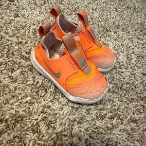 Toddler Nike Sneakers - Girls - Size 5 - Orange & White with Silver Nike Symbol